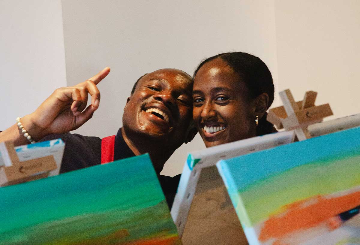 Fun date ideas London include a Paint and Sip Date Night at Pinot and Picasso Shoreditch