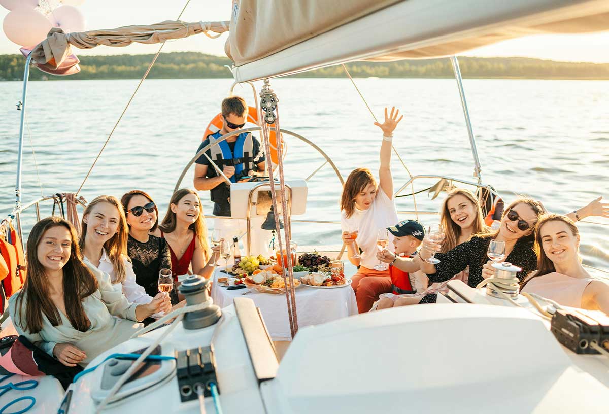 Hen do ideas UK include a boat party on the River Thames