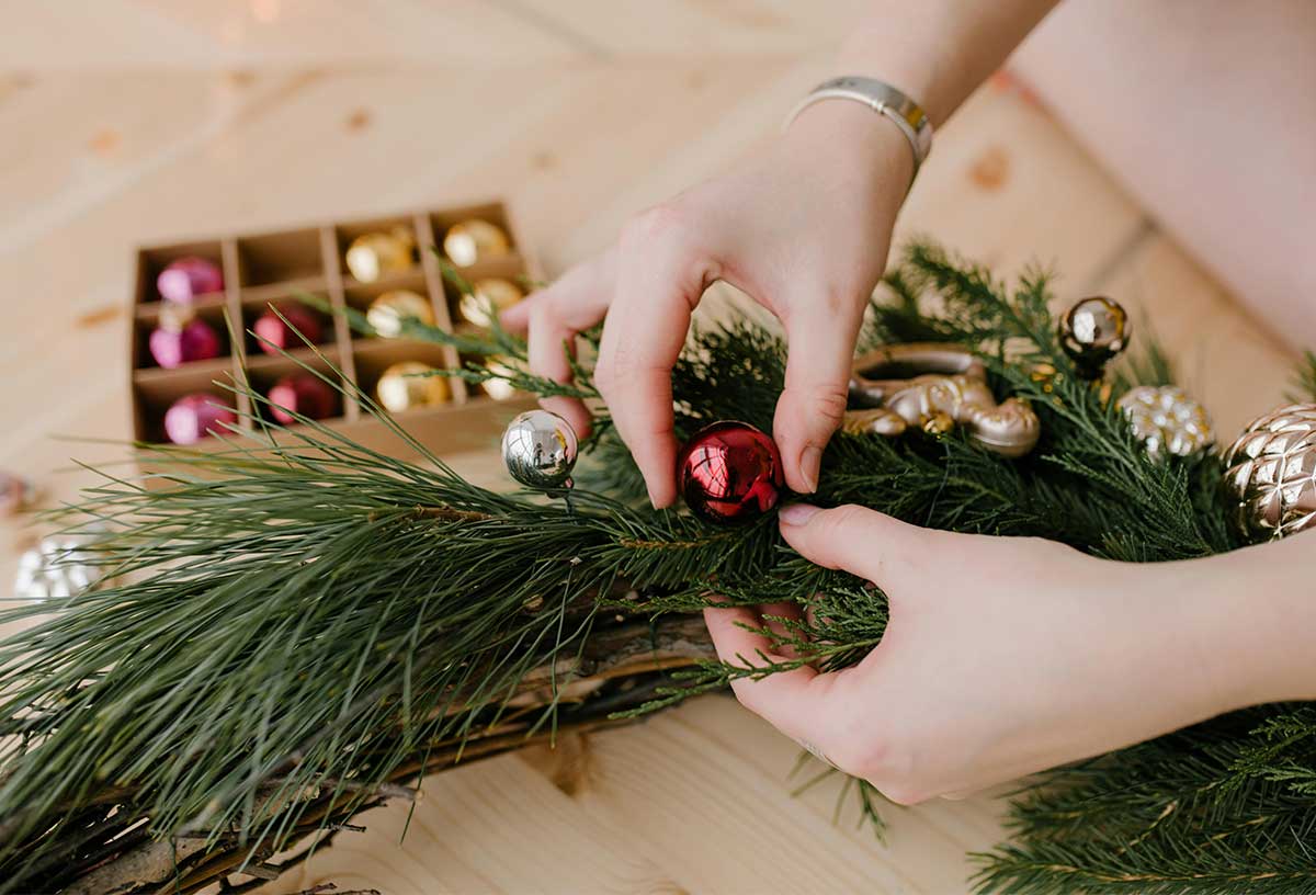 Create a Christmas wreath