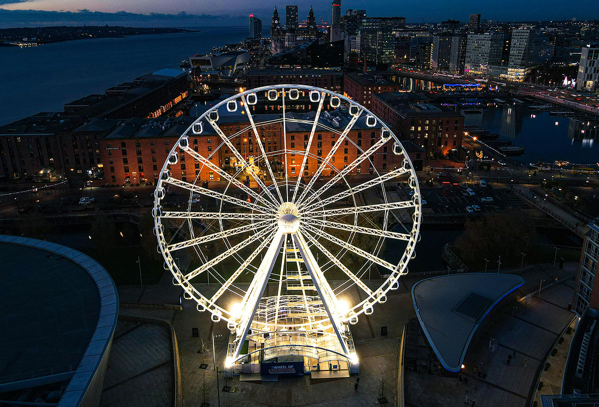 Go on the Wheel of Liverpool